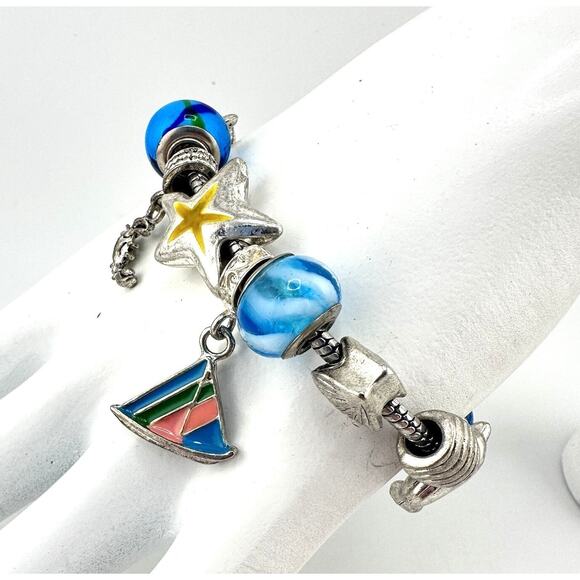 6.75” Willabee & Ward Silver Tone August Summer Vacation Beach Charm Bracelet - Picture 3 of 6